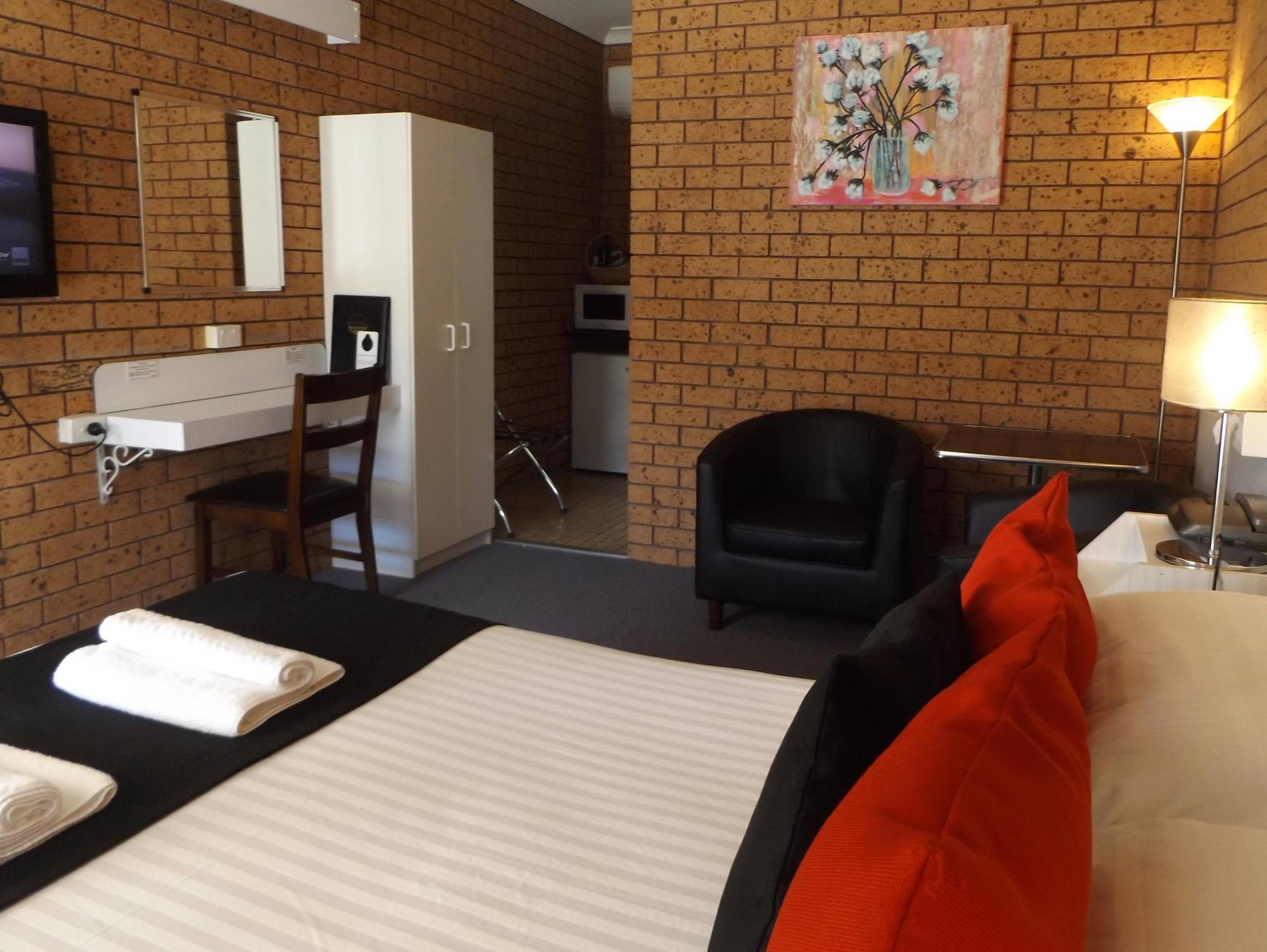 Golden Harvest Motor Inn Moree Exterior photo